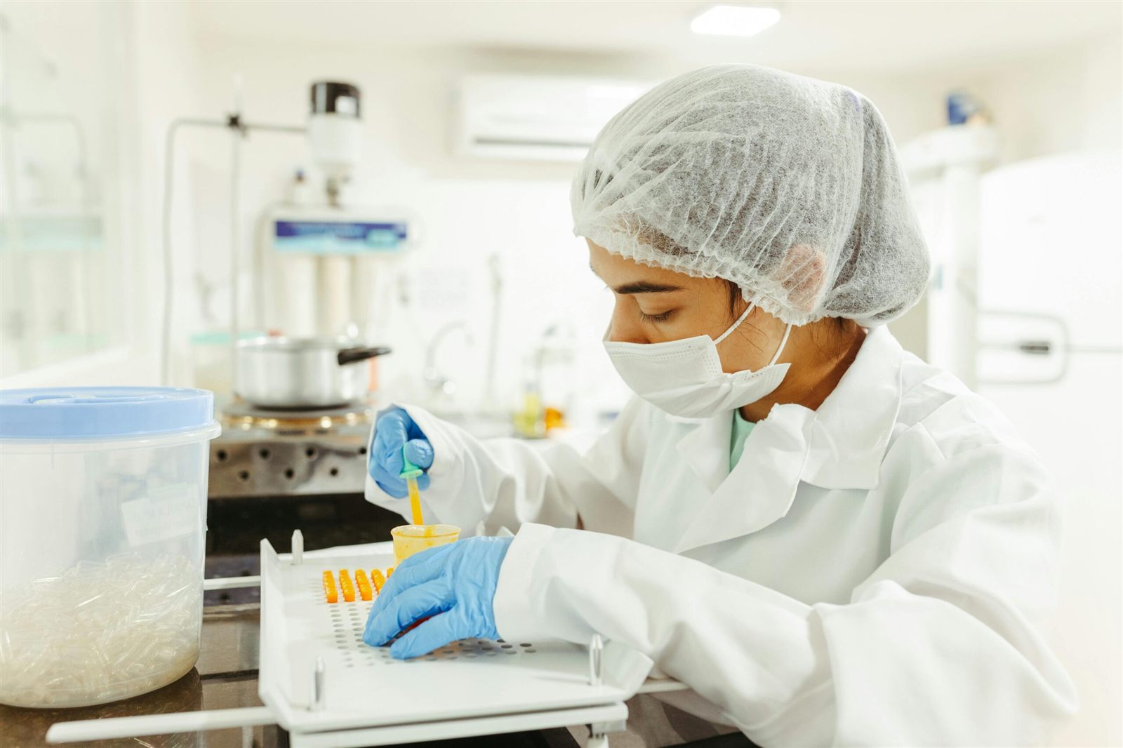 Clinical researcher working in a laboratory